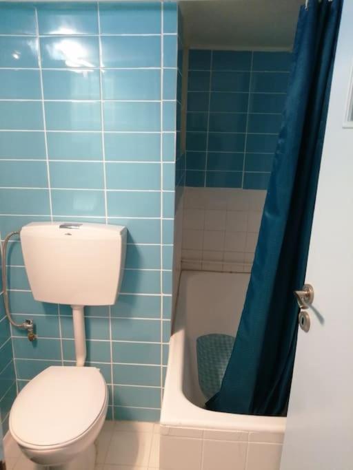 Ανακαινισμένο 8 Λεπτά Από Το Μετρό. Apartman Athén Kültér fotó