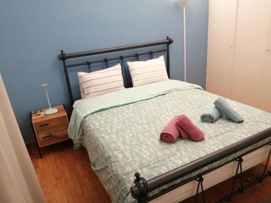 Ανακαινισμένο 8 Λεπτά Από Το Μετρό. Apartman Athén Kültér fotó